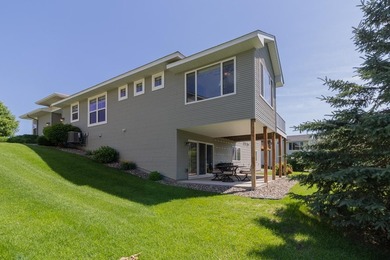 Single-level living with water views and a walk-out basement! - photo 40