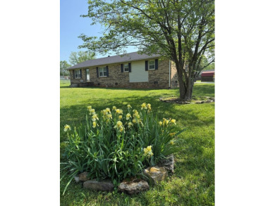 (private lake, pond, creek) Home For Sale in Cookeville Tennessee