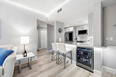 Live the ultimate downtown West Palm Beach lifestyle in this - photo 4