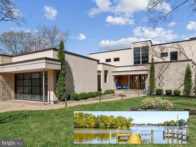 Stunning modern waterfront home on West River. Built in 2018 - photo 1