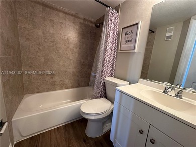Enjoy comfortable, low-maintenance living in this two-story - photo 12