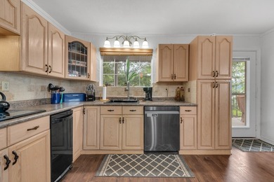 Owners are ready to move!! Priced below market Value this - photo 12