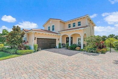 Quietly tucked away from the highway on a premium lakefront lot - photo 4