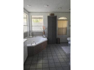 Open-Concept Pool Home with private 4th Bedroom suite No HOA! - photo 16