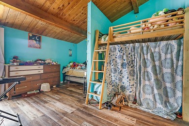 Welcome to this charming 2-bedroom, 2.5-bath townhome in the - photo 19