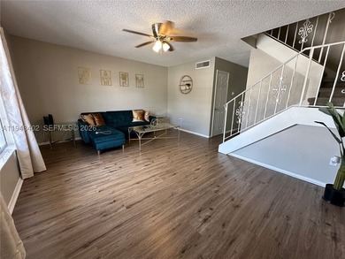 Enjoy comfortable, low-maintenance living in this two-story - photo 21
