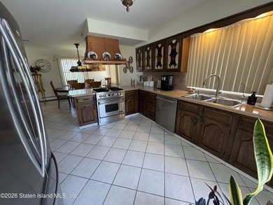 First time being offered for sale! Beautiful Center Hall - photo 29