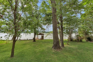Owners are ready to move!! Priced below market Value this - photo 30