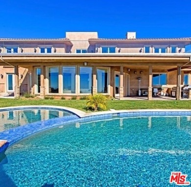 Gorgeous Mediterranean Styled mansion in Malibu overlooking a - photo 1