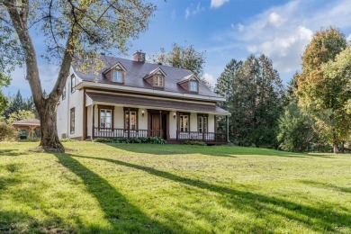 Lake Home For Sale in Saint-Georges,