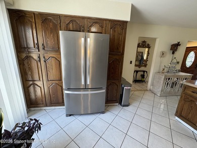 First time being offered for sale! Beautiful Center Hall - photo 32
