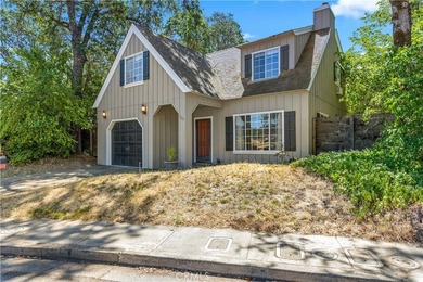 CHARMING two-story home featuring 3 bedrooms and 2 bathrooms in - photo 3