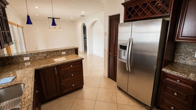 BEAUTIFUL 2 STORY HOME IN THE LAKE WITH NICE PATIO! IN THE - photo 7