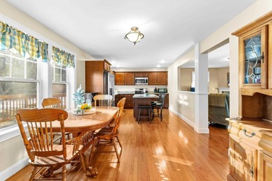 Welcome to 10 Pacific Drive, set on a quiet cul-de-sac and - photo 10