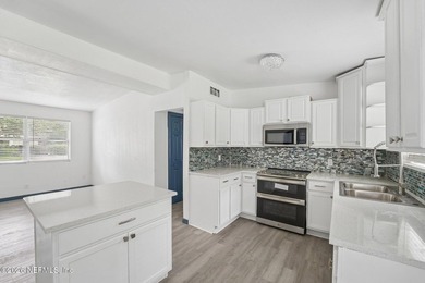 Completely remodeled and move in ready, this 4 bedroom, 2 - photo 15
