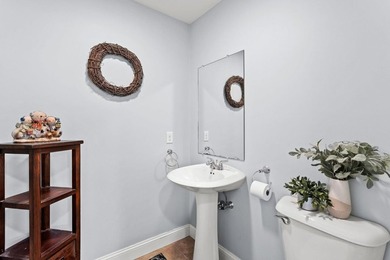 Welcome to 10 Pacific Drive, set on a quiet cul-de-sac and - photo 16