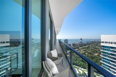 Brickell Penthouse featuring your very own PRIVATE ROOFTOP