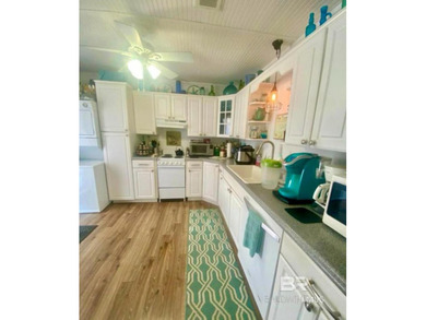 Price to sell at $598,000. Fully renovated coastal property - photo 24