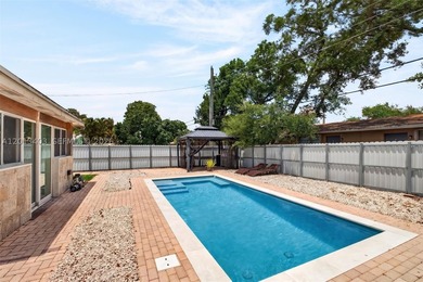 Renovated 3-bedroom, 2-bath pool home in Fort Lauderdale's - photo 25