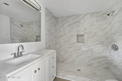 Completely remodeled and move in ready, this 4 bedroom, 2 - photo 28