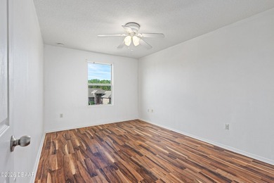WOW NEW PRICE!! Don't miss out on this house for this new price - photo 32