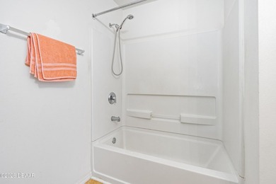 WOW NEW PRICE!! Don't miss out on this house for this new price - photo 35