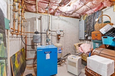 Welcome to 10 Pacific Drive, set on a quiet cul-de-sac and - photo 39