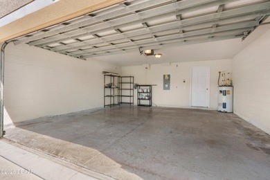 WOW NEW PRICE!! Don't miss out on this house for this new price - photo 42