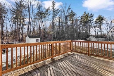 Welcome to 10 Pacific Drive, set on a quiet cul-de-sac and - photo 44