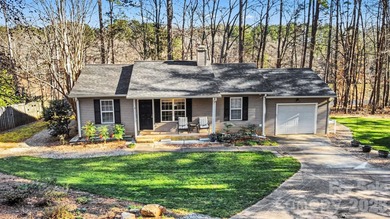 Lake Norman Home For Sale in Mooresville North Carolina