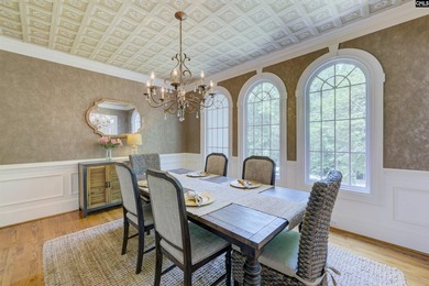 Tucked on nearly 0.80 acres in a sought-after Lexington location - photo 9
