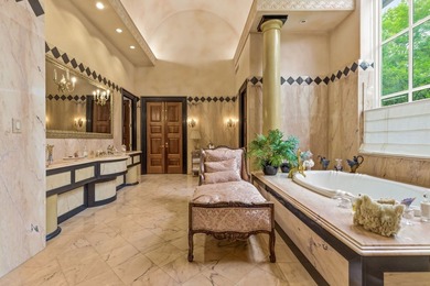 Escape to a world where the golden age of Palm Beach - photo 11