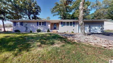Lake Home For Sale in Kuttawa, Kentucky