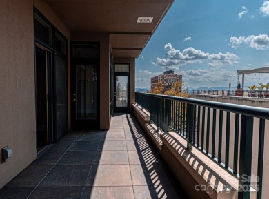 Located in the heart of downtown Asheville, 21 Battery Park