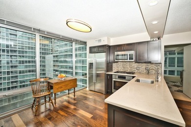 Optima Old Orchard Woods Luxury Living in this 1500 Sq Ft Corner - photo 18