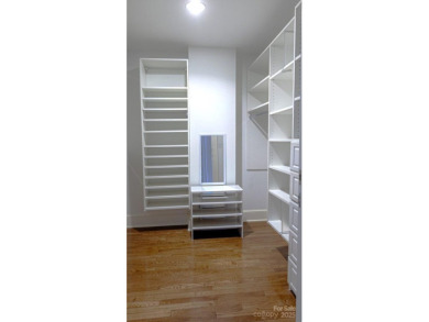 Located in the heart of downtown Asheville, 21 Battery Park