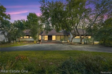 Lake Home For Sale in West Bloomfield, Michigan