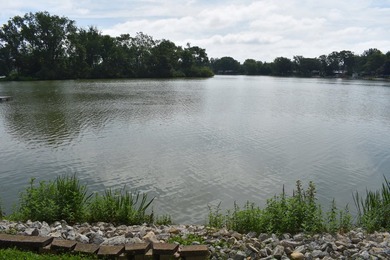 Well cared for, vinyl sided Lakefront home with 94' of frontage - photo 23
