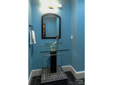 Located in the heart of downtown Asheville, 21 Battery Park