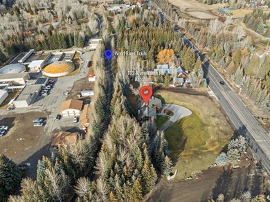 Unicorn property in a truly exceptional location: 1.9 acres with - photo 6