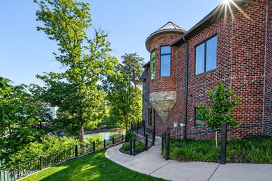 Perfect for the Discerning Buyer. This Exquisite Custom-Built - photo 10