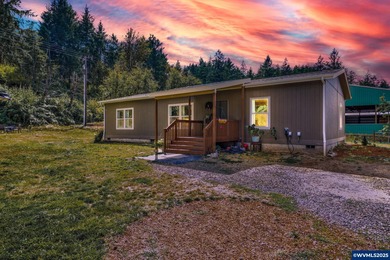 Santiam River - Marion County Home For Sale in Lyons Oregon