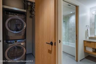 Electric Pass Lodge Residence 503, a pristine 2-bed/2-bath condo - photo 16