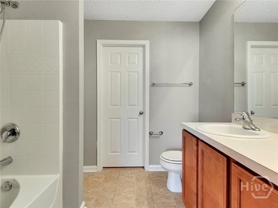 Welcome home to this charming 3 bedroom, 2.5 bath townhome - photo 17