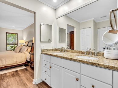 Move right into this beautifully updated, 1st floor, 2 BR, 2 BTH - photo 17