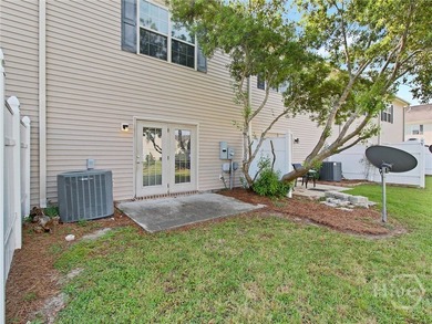 Welcome home to this charming 3 bedroom, 2.5 bath townhome - photo 26