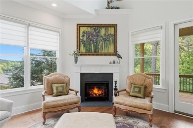 Tucked into the scenic mountains of Lake Arrowhead, this - photo 30