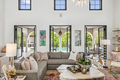 Welcome Home to this rare jewel in the heart of Westlake! Set on - photo 10
