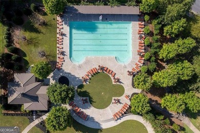 Tucked into the scenic mountains of Lake Arrowhead, this - photo 50