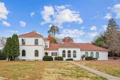 Mississippi River - Des Moines County Home For Sale in Burlington Iowa